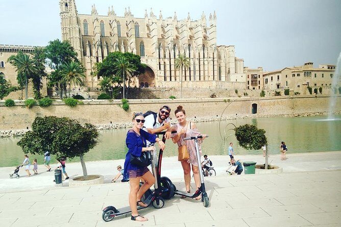 1 Hour Electric Scooter Tour in Palma - Getting set up fast: helmets, instructions, and pacing