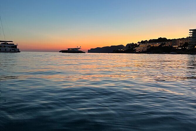 2 Hours Boat Rental in Santa Ponsa without License - Weather Reality Check: Wind, Soaking, and Seasickness Planning
