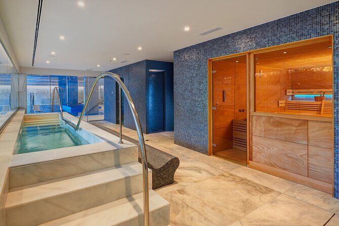 25 Minute Couples Massage with Spa Access - Cava Included: A Small Detail That Feels Like a Treat
