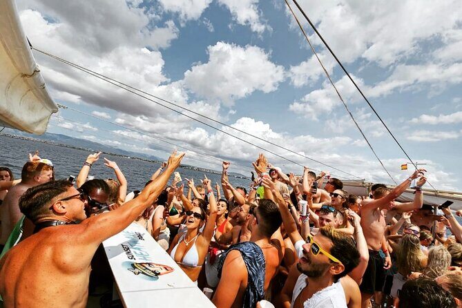 3 Hours Boat Party with 2 Live DJs in Mallorca - The After-Party in Palma: How It Extends Your Day