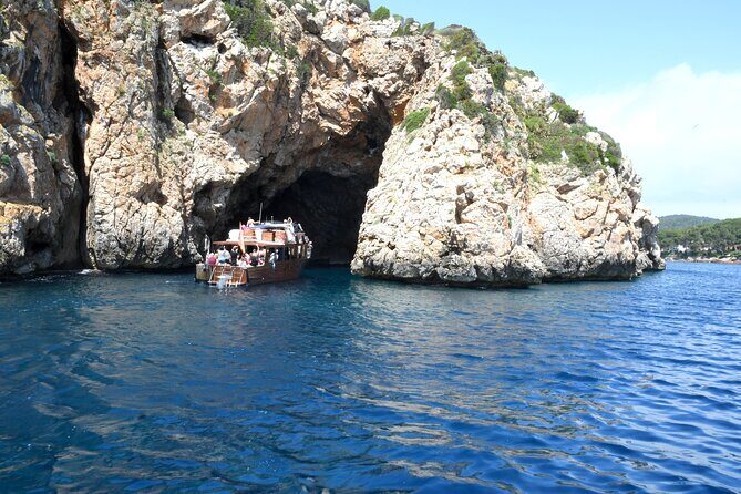 5-Hour Guided Robinson Boat Day Tour in Northern Mallorca - Port de Pollença Start: Why the Timing Works