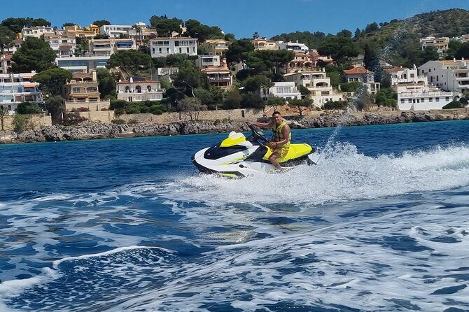 60 minutes Jetski Rental in Alcudia Bay - Your route along the coast: coves, caves, and the guided rhythm