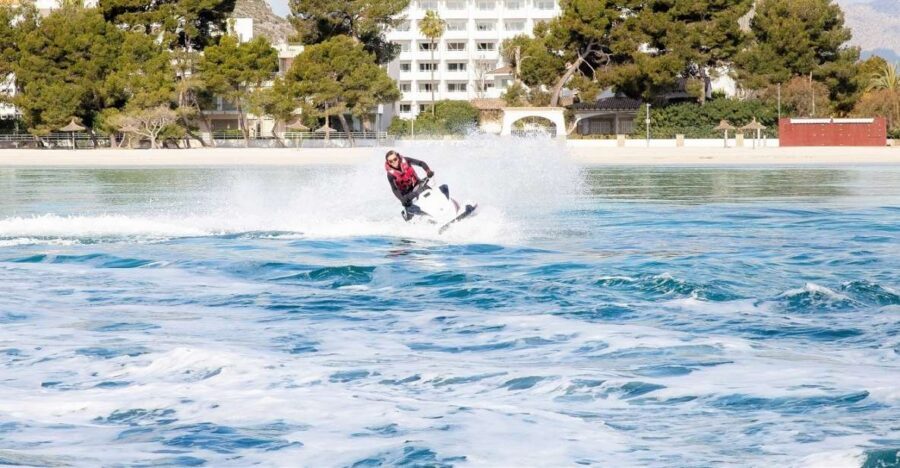 Alcudia: 30-Minute Jet Ski Adventure for Beginners & Photos - Getting set up at Alcudiajets in Alcudia