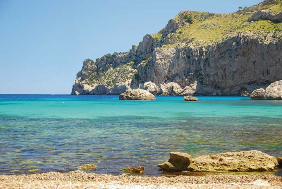 Alcudia: Boat Trip to Cap de Formentor and Formentor - Group Size and Deck Comfort: How to Avoid Feeling Stuck