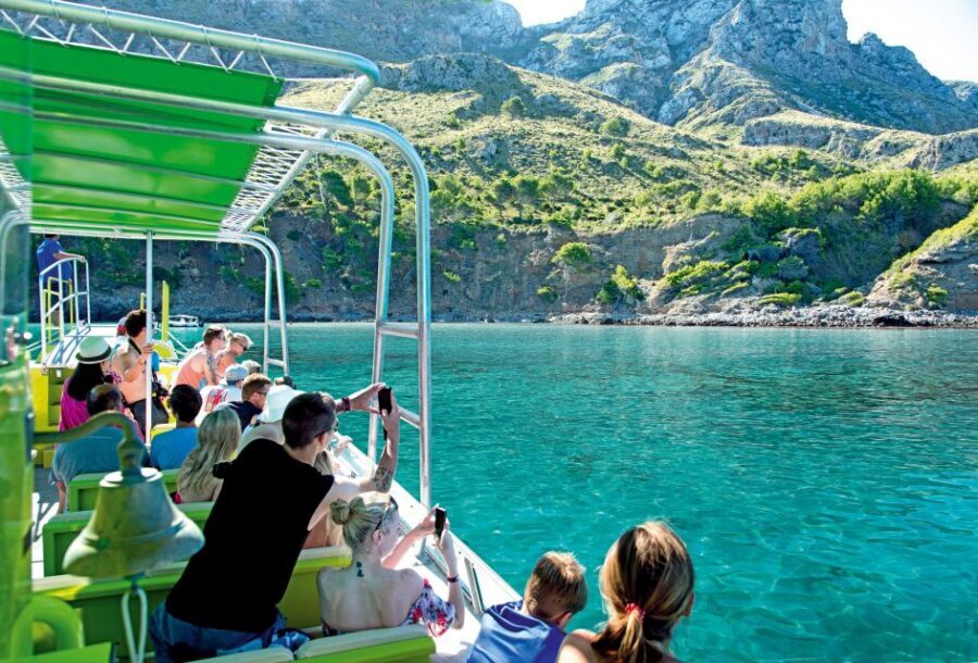 Alcudia: Caves & Coastline Boat Trip w/ Snorkelling - 3.5 hours along the coast toward Artà: how the route feels