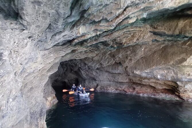 Alcudia: Guided Sea Kayaking & snorkelling Tour (day & sunset) - What to bring: keep your phone dry and your hands ready