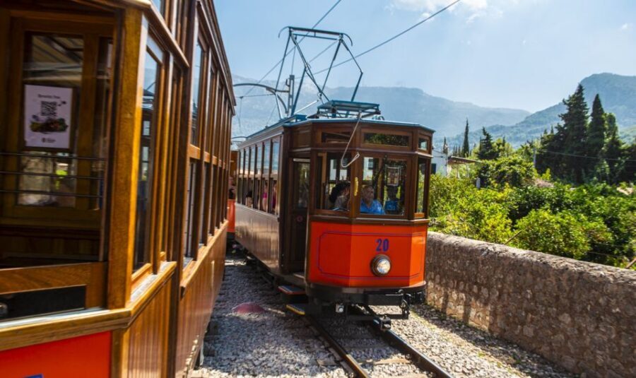 Alcudia/Marratxi: Valldemossa & Soller Tour by Tram & Bus - The mountain-road photo stops: Llucalcari, Deià, and La Foradada