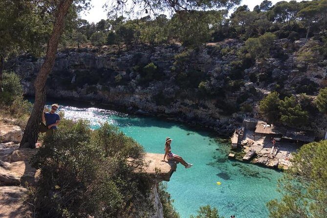 Beach Tours Mallorca. The Happy Vans. - Stop 1: a “not on the map” beach walk, then snorkeling and sea life