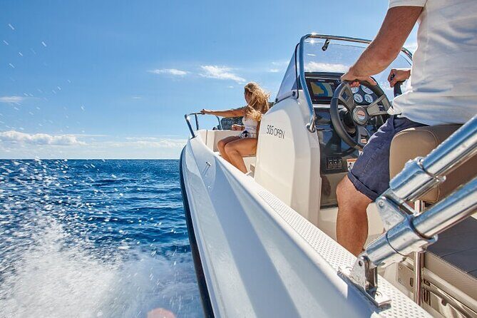Boat rental without license - B520 'Neptuno' (5p) - Can Pastilla - B520 Neptuno at CMSAP Maritime Club: no-license sailing in Can Pastilla