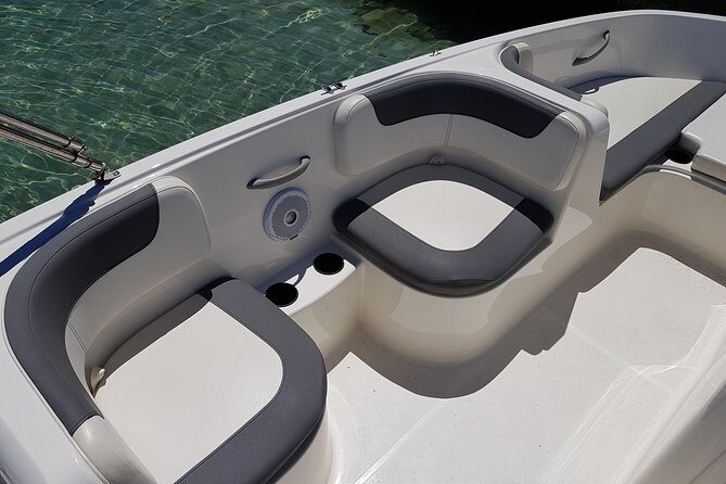Boat rental without license - B540 'Gaia' (5p) - Can Pastilla - Captain Boleor, English support, and the WhatsApp-friendly handover