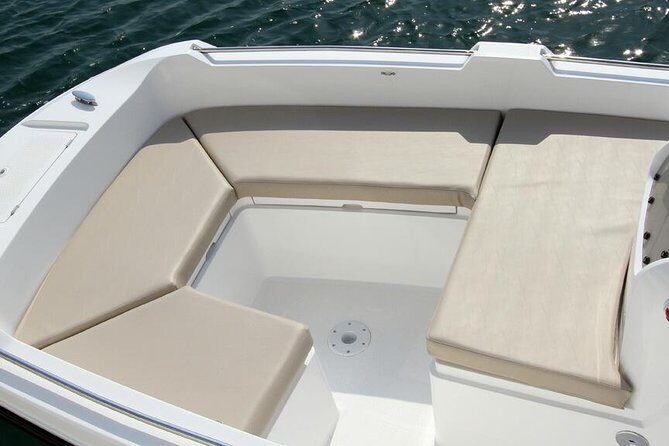 Boat rental without license - B550 'Perseis' (6p) - Can Pastilla - License-free boat rental in Can Pastilla: what you’re actually getting