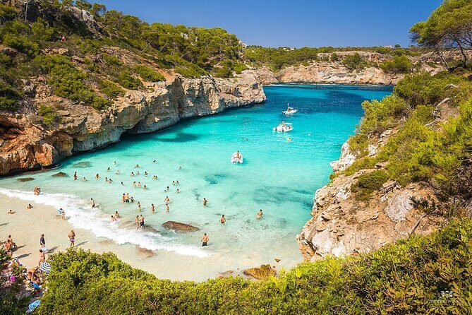 Boat tour Cala Figuera, Es Pontas, Caló de Moro, Cala Marmols - Why Cala Figuera Works So Well for This Coves Tour