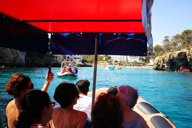 Boat tour from Cala Figuera to Caló del Moro and S´Almonia - Group size: why it feels calmer and more flexible