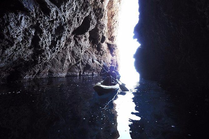 Breathtaking guided Kayak tour from Sant Elm the bay of Cala en Tió - From Sant Elm, you’ll see a side of Mallorca most people miss