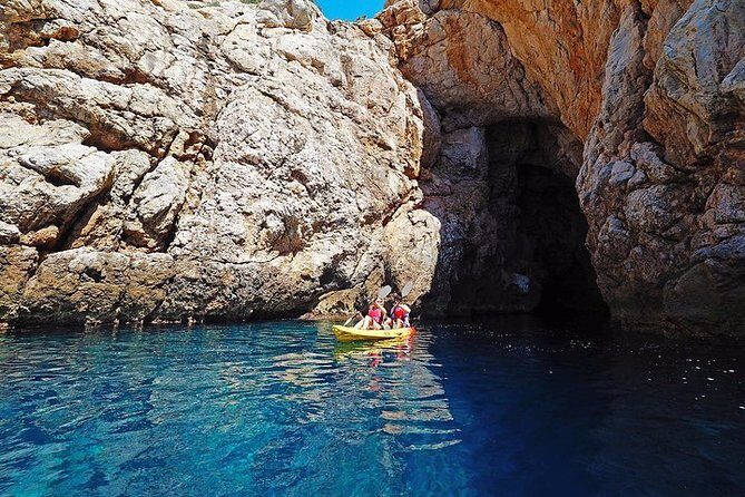 Breathtaking guided Kayak tour from Sant Elm the bay of Cala en Tió - Gear, safety briefing, and the effort level (yes, your arms will work)