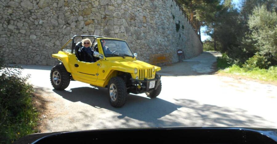 Cala Millor & Sa Coma: Jeep Touren – Natur entdecken - The open-air mini jeep: fun driving, real road rules