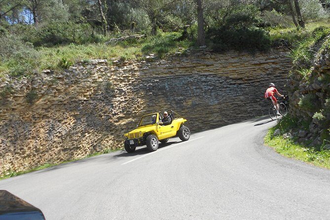 Cala Millor & Sa Coma: Top mini jeep tours – 1 mega experience! - Cala Domingos swim break and the Porto Cristo sight passes