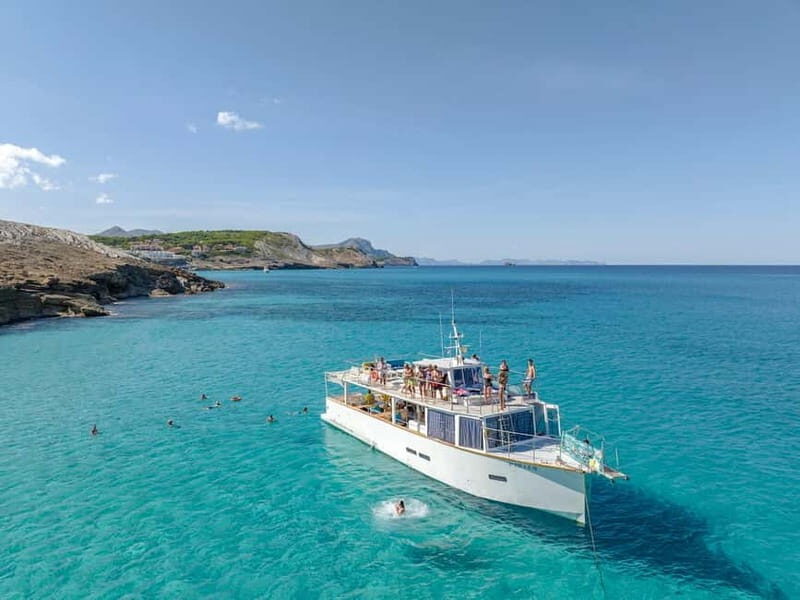 Cala Rajada: Boat Excursion with Drinks and Food - Stepping Aboard the Vellmari Primer I at Cala Ratjada