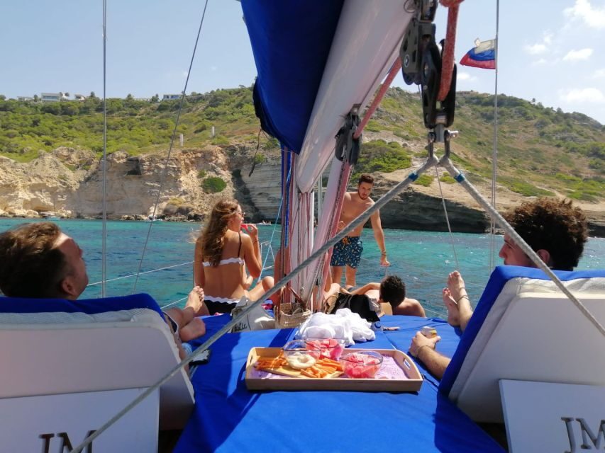 Can Pastilla: Sailboat Tour with Snorkeling, Tapas & Drinks - Tapas and drinks: the part that makes it feel like a treat