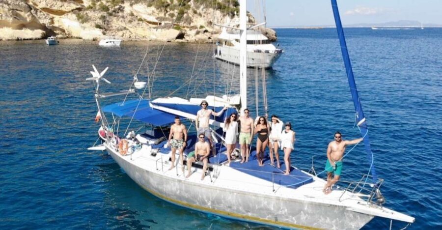 Can Pastilla: Sailboat Tour with Snorkeling, Tapas & Drinks - The sailing part: cruising the Palma bay without the stress