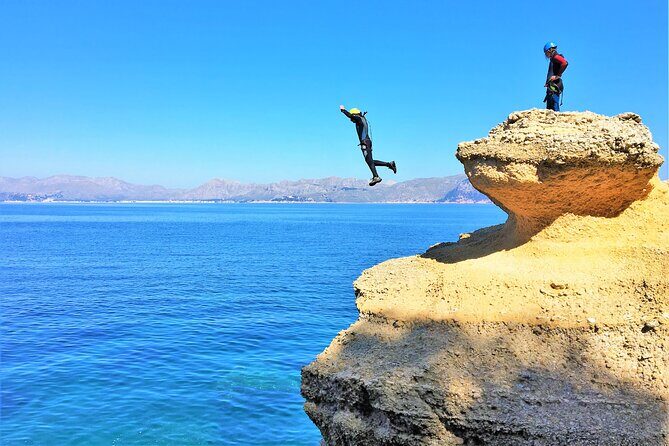 Coasteering Cliff jumping - Key highlights worth noting
