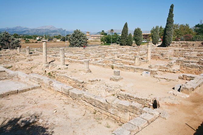 Discover Alcudia old town on a private walking tour - Alcúdia’s 4:00 pm Start: When the Old Town Feels Right