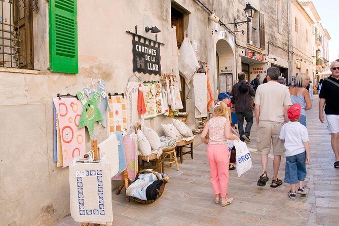 Discover Alcudia old town on a private walking tour - Stop 2: The Alcúdia Market Stop You Actually Go Inside