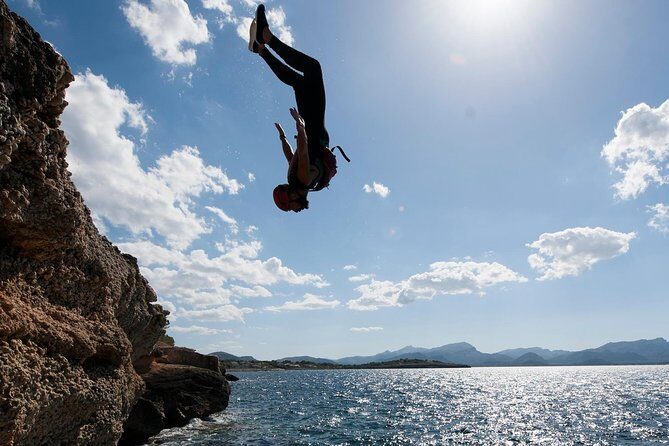 East Mallorca Coasteering Experience with Transfers - Entering East Mallorca’s rocky shoreline world