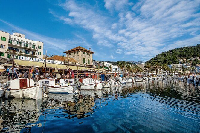 Excursion to Sóller and Puerto de Sóller with train and tram - Sóller town stop: Modernist architecture around the main square