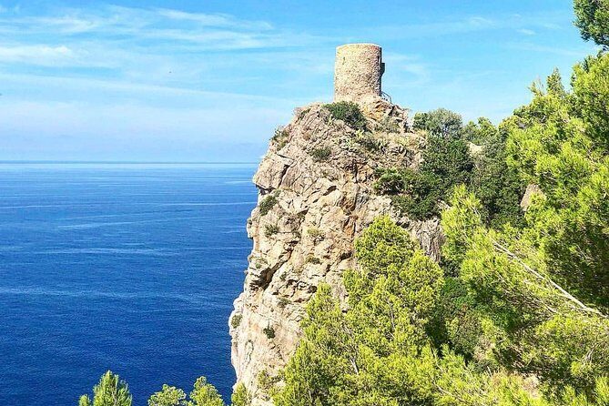 Explore Mallorca in Your Own Formula One Car - Meeting point and timing: the easy way to avoid stress