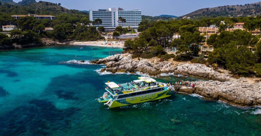Font de Sa Cala: East Coast Glass-Bottomed Catamaran Tour - Key highlights worth aiming for
