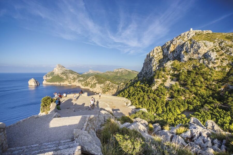 Formentor: Xperience Bus and Boat Tour from the North - The drive to Formentor: start around 10:00 with big-window scenery