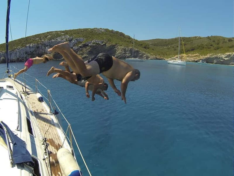 From can Pastilla : Sailing boat trip with Food & Drinks - Setting out from La Mejillonera in Can Pastilla