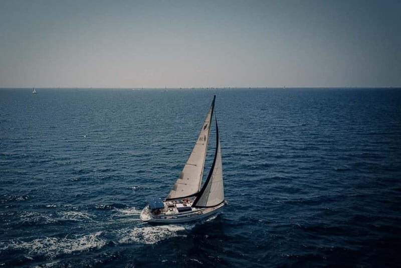 From can Pastilla : Sailing boat trip with Food & Drinks - Food and drinks: what’s included and what to expect