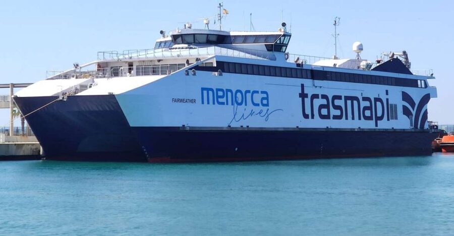 From Mallorca: Same-Day Round-Trip Ferry Ticket to Menorca - The fast crossing: 75 minutes, limited comfort, and sea-sense