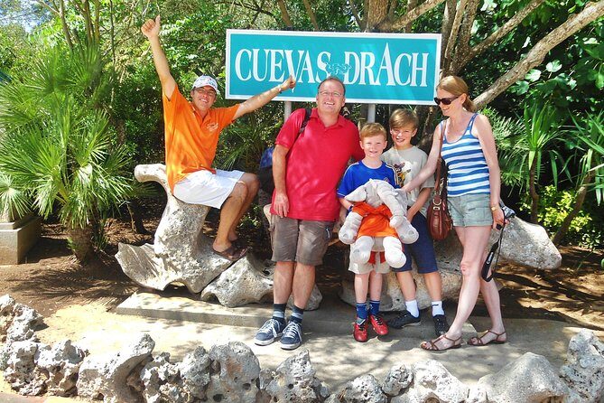 Full day tour to the Caves of Drach and Caves of Hams in Mallorca - Majorica pearl factory and outlet prices: what’s worth your 30 minutes