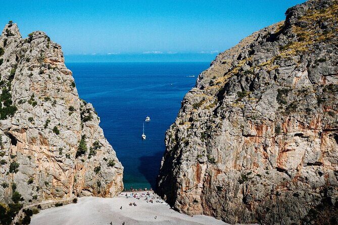 Full Day Tour to the Island of Mallorca - Soller’s short taste: quick photos and then you move on