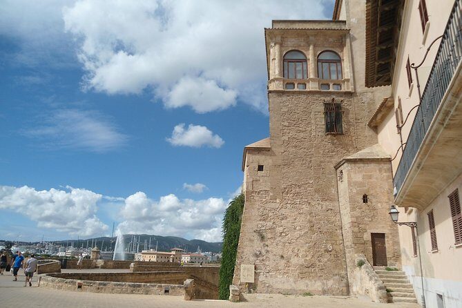 Gaudí and Modernist Art: Guided Tour in Palma de Mallorca - The Modernism Stroll Through Palma’s Streets