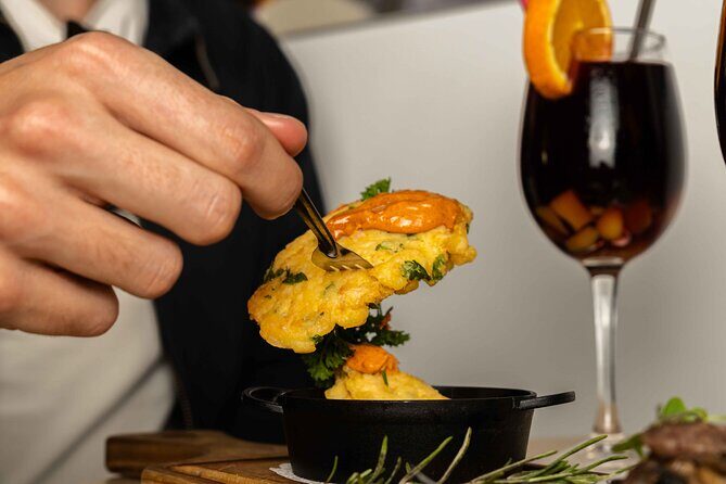 Gourmet Tapas and Wine Tour in Alcudia Old Town - Alcohol choices: pacing your wine and sangria