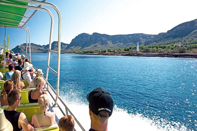 Half Day Boat Trip in the Bay of Alcudia - Snorkeling and water toys: what’s included (and what to do if gear feels tight)