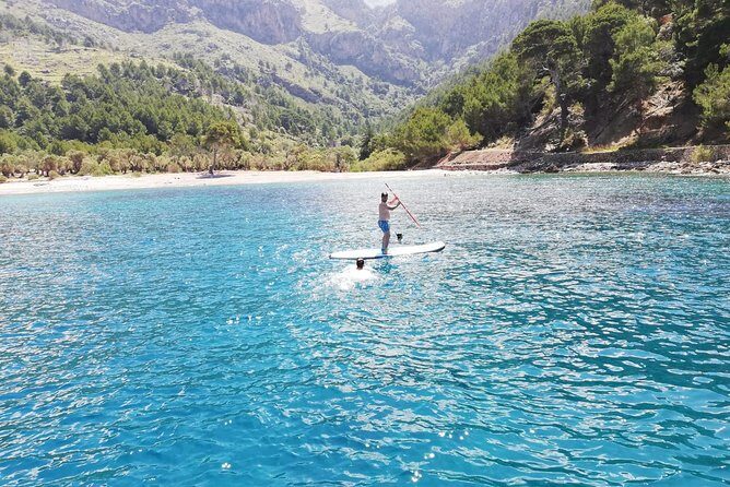 Half Day Sailing Excursion along the Coast - What the Onboard Crew Really Adds (From Miguel, Santi, and Ramiro)