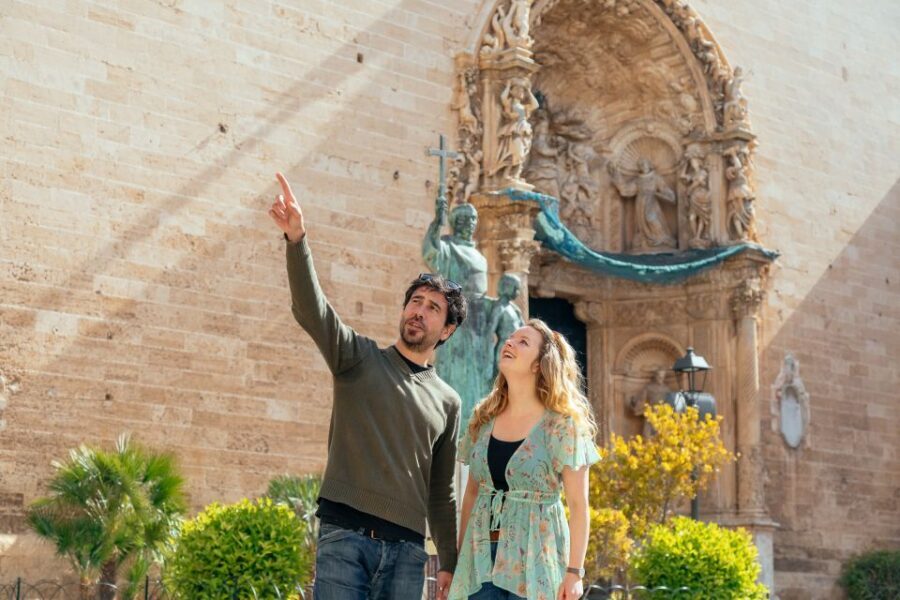 Highlights & Hidden Gems of Palma de Mallorca Private Tour - Almudaina gardens: a classic stop that helps you read Palma