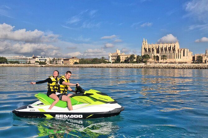 Jetski Tour to the Emblematic Palma Cathedral - What the Palma Cathedral moment is really like (and how to make photos easier)