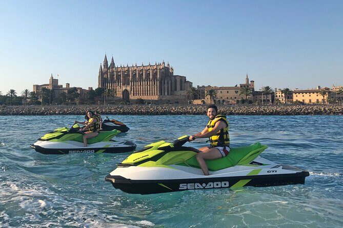 Jetski Tour to the Emblematic Palma Cathedral - Service quality: what the best comments reveal