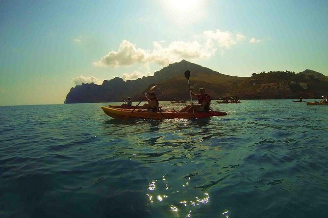 Kayak & Coasteering - Cliff Jumps: The Part Most People Remember