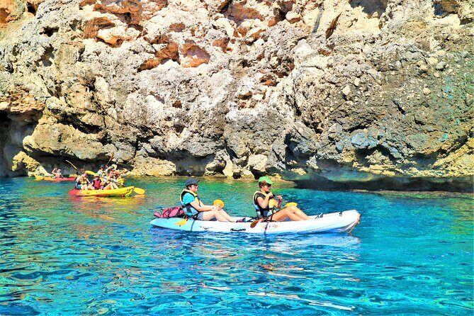 Kayak Secret Beach - Safety and Instructor Energy: Why Small Groups Feel Reassuring at Sea