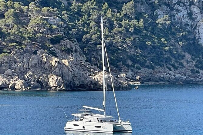 Luxury Catamaran sailing with welcome Drinks Tapas Max10-12Person - Key things to know before you go