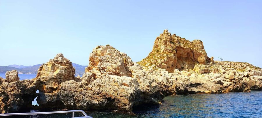 Mallorca: 3.5-Hour Boat Trip with Swimming and Snorkeling - Getting to the port: transport is part of the day