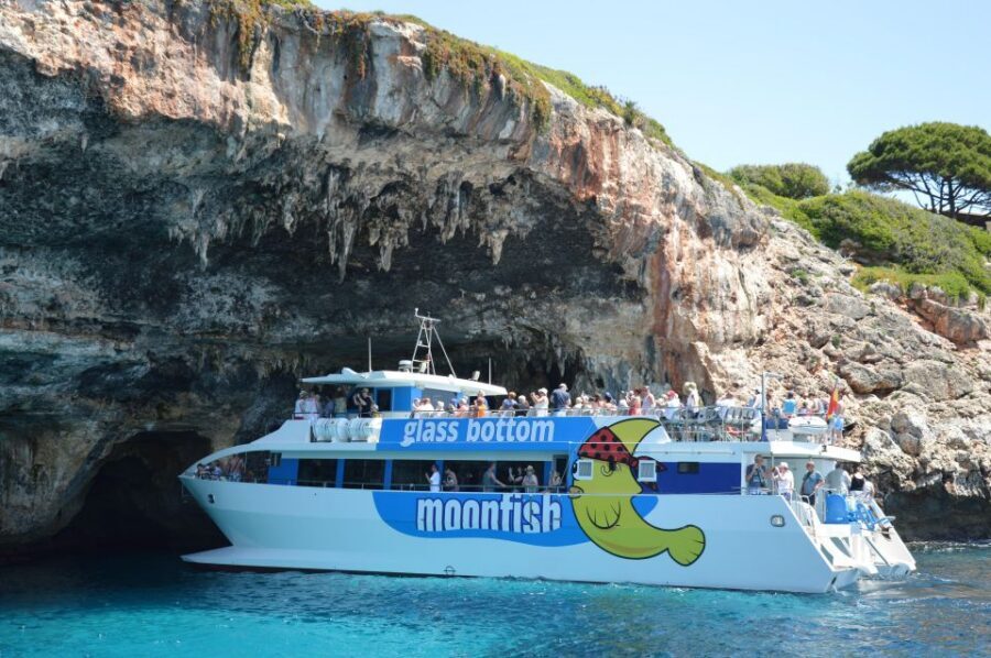 Mallorca: 4-Hour Eastern Coast Catamaran Cruise - Boat Comfort, Crew Energy, and What You’ll Actually Get