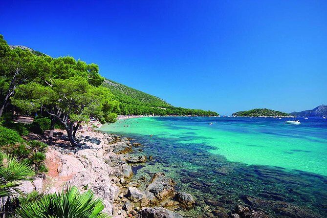 Mallorca: 4-Hour Tour of Formentor by Bus and Boat from North Area - Getting there by convertible minibus with a real plan